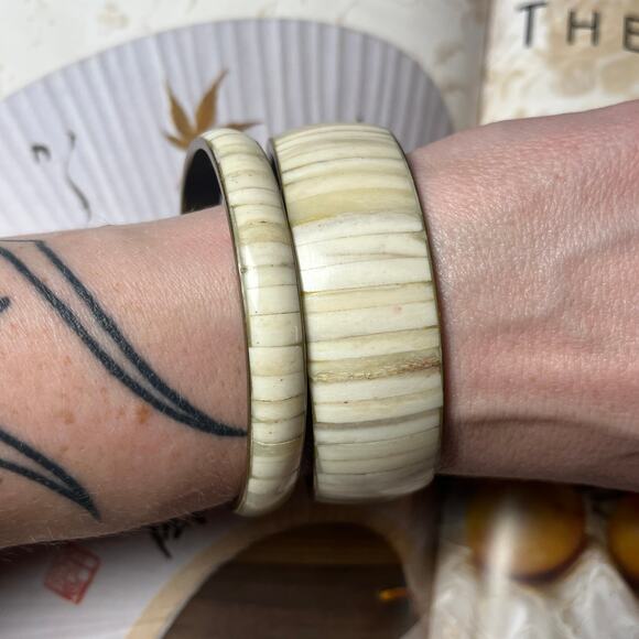 Vintage Boho Bohemian White Bone ? and Brass Bangle Bracelet Set - Picture 3 of 7